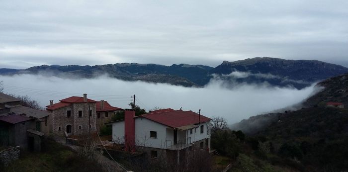 Χωριά της Γορτυνίας ... σκεπάστηκαν από την ομίχλη!