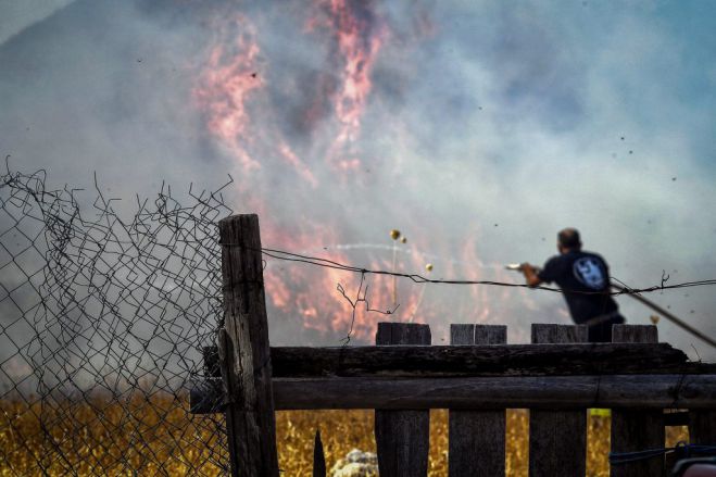 Φωτιά στο Σοφικό | Εθελοντής πυροσβέστης υπέστη καρδιακό επεισόδιο