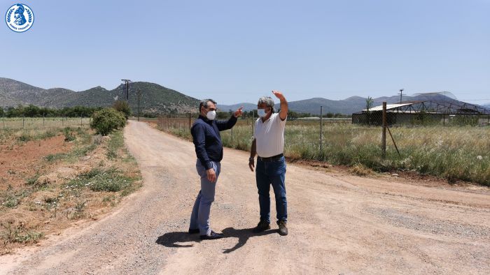 Έργα στο Νεοχώρι | Τζιούμης: &quot;Φτιάχνουμε τους αγροτικούς δρόμους του δήμου μας&quot; (vd)