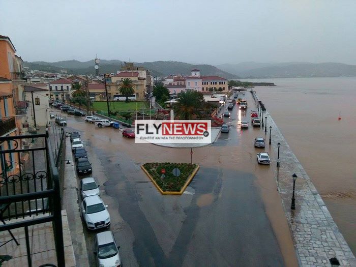 Πλημμύρισε το Γύθειο από τη πρωινή νεροποντή (εικόνες)