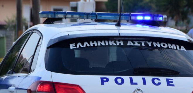 Σύλληψη 17χρονου για κροτίδα στην Τρίπολη