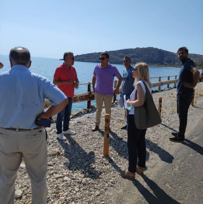 Λαμπρόπουλος και Καμπύλης συζήτησαν για τον ηλεκτροφωτισμό του δρόμου προς το Παράλιο και την αντιδιαβρωτική προστασία στον Ατσίγγανο