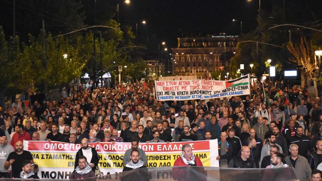Μεγάλη πορεία αλληλεγγύης στην Αθήνα για τον λαό της Παλαιστίνης