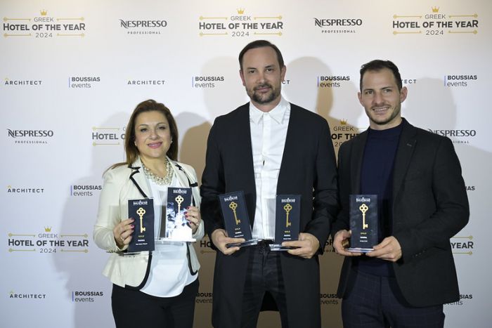 Greek Hotel of the Year | Πέντε βραβεία για το &quot;MANNA&quot; στο Μαίναλο!