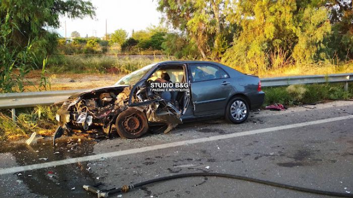 Τροχαίο με σφοδρή σύγκρουση οχημάτων στην Αργολίδα