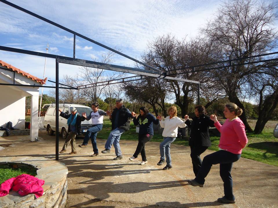 Πεζοπορία και γλέντι από τους πεζοπόρους του Τυρού (vd)