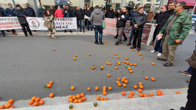 Υπουργός Επικρατείας: &quot;Η κυβέρνηση έχει δείξει έμπρακτα τα τελευταία 4,5 χρόνια ότι στέκεται δίπλα στον αγρότη&quot;