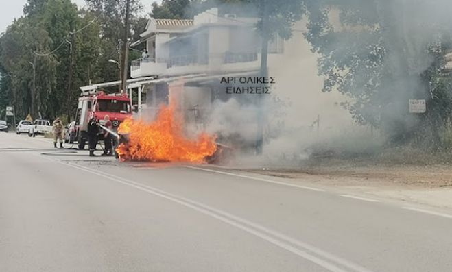 Αυτοκίνητο πήρε φωτιά κοντά στους Μύλους