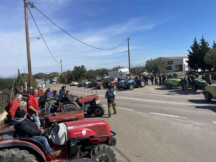 Αγροτικό μπλόκο Άστρους | Τι σχεδιάζεται για την Κυριακή!