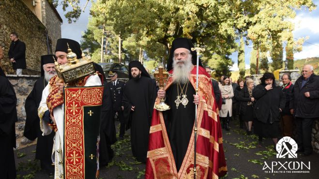 Ο Μητροπολίτης Μαντινείας Επιφάνιος στη Μονή Αγίου Νικολάου Καλτεζών (εικόνες)