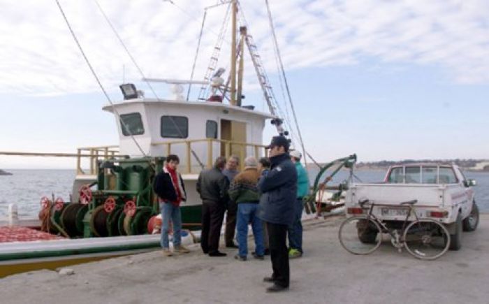 Τρεις νεκροί από βύθιση σκάφους στην Ερμιόνη ... (vd)