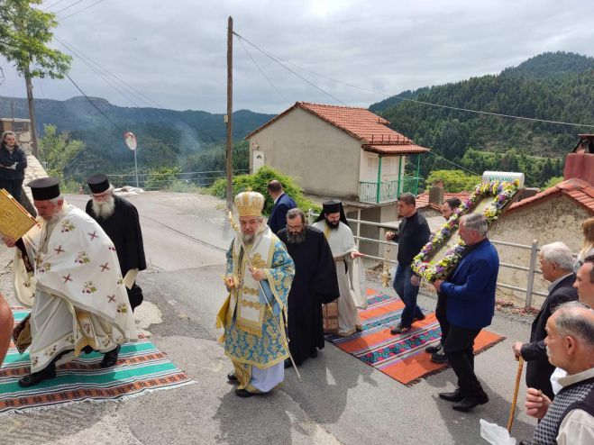 Η γιορτή των Αγίων Θεοδώρων στο Βαλτεσινίκο Γορτυνίας (εικόνες)