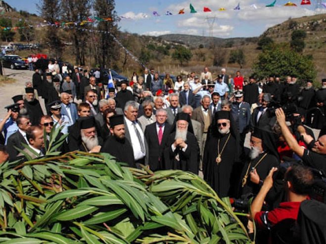 Παπαδημητρίου: &quot;Οι εκπρόσωποι της Αρκαδίας θύμισαν στον Οικουμενικό Πατριάρχη ότι υπάρχει Πλατεία αφιερωμένη στο όνομα του στην Κάτω Ασέα;&quot;