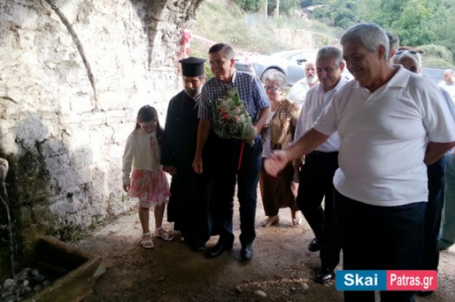 Τιμητική υποδοχή σε χωριό των Καλαβρύτων για τον Αρκά εφοπλιστή Αθανάσιο Μαρτίνο (vd)