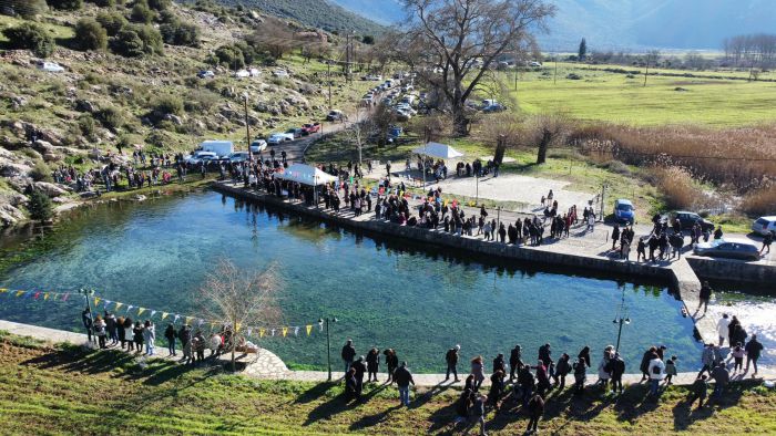 Για πρώτη φορά καθαγιασμός των υδάτων στην πηγή Σίντζι της Κανδήλας (εικόνες - βίντεο)