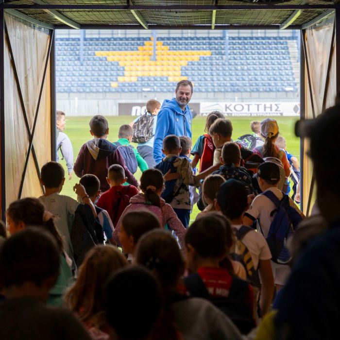 Μαθητές του 12ου Δημοτικού Σχολείου επισκέφθηκαν τις εγκαταστάσεις του &quot;Θεόδωρος Κολοκοτρώνης&quot; (εικόνες)