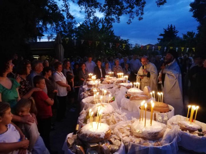 Εσπερινός στην εορτάζουσα Μονή Κοιμήσεως της Θεοτόκου Μακρυσίου Μεγαλοπόλεως (εικόνες)