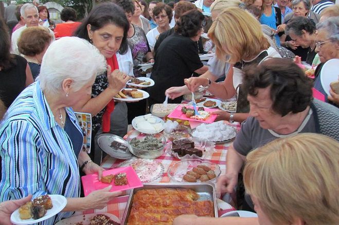 Λεύκωμα μαγειρικής «Μαγειρεύοντας στα Πελετά» (εικόνες)!