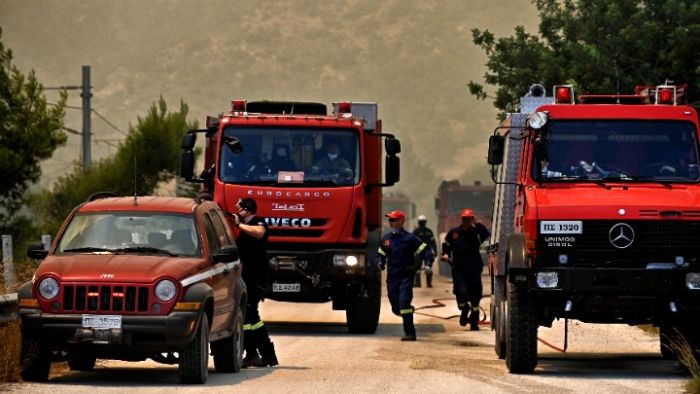 Βελτιωμένη εικόνα σε όλα τα μέτωπα των πυρκαγιών - Στη Ρόδο μερικές αναζωπυρώσεις, πλήρως ελεγχόμενες