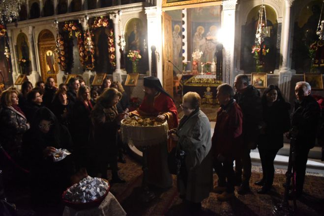 Αγρυπνία στον εορτάζοντα Ναό της Αγίας Βαρβάρας στην Τρίπολη (εικόνες)