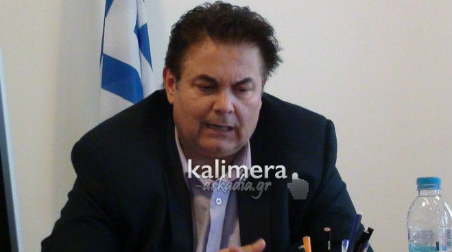 Καραλής: «Όσο είμαι πρόεδρος στο Νομικό Πρόσωπο, το κολυμβητήριο δε θα κλείσει» (vd)