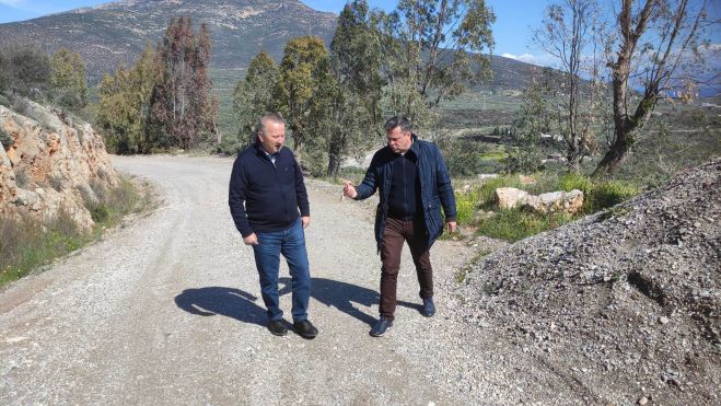 Σκαντζός και Καμπύλης επιθεώρησαν σημεία που θα γίνουν έργα σε δημοτικούς δρόμους της Βόρειας Κυνουρίας