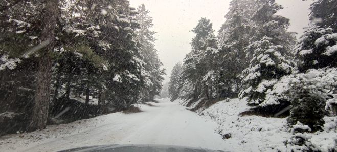 Χιόνισε και στον Πάρνωνα (εικόνες)!