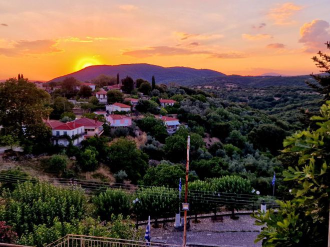 Η Ένωση Απανταχού Βυζικιωτών διεκδικεί και πετυχαίνει τη βελτίωση αγροτικού δρόμου στο Βυζίκι