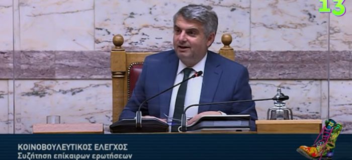 &quot;Καζούρα&quot; από τους Ράδιο Αρβύλα στον Οδυσσέα! (vd)