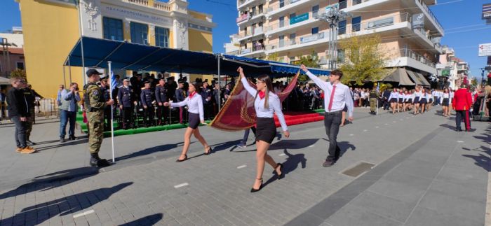 Τα φωτογραφικά &quot;κλικ&quot; από την παρέλαση του &quot;ΟΧΙ&quot; στην Τρίπολη - Όλες οι εικόνες!