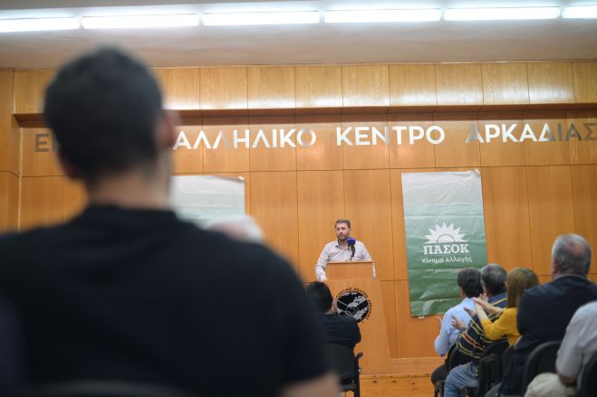 Νίκος Ανδρουλάκης από την Τρίπολη: «Έχουμε έναν Πρωθυπουργό, που υπηρετεί την ολιγαρχία της ασύδοτης αγοράς»