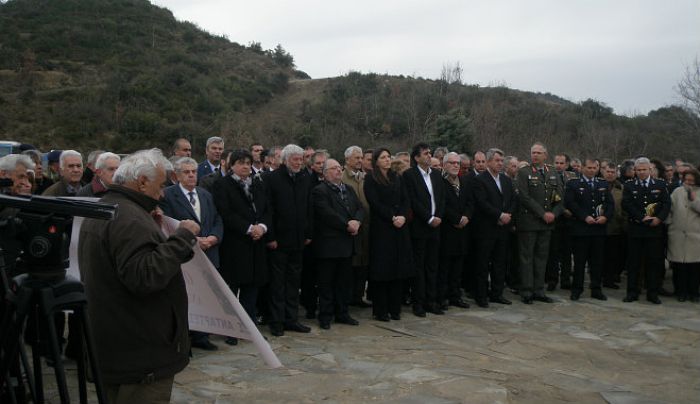 Τατούλης: «Θεσμικό ατόπημα η κομματική ιδιοποίηση της θυσίας των πατριωτών στης Βίγλες»