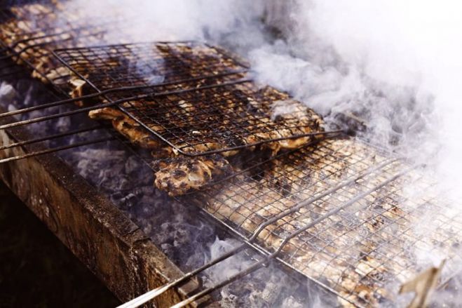 Τσίκνισμα με τους Προσκόπους στην Τρίπολη!