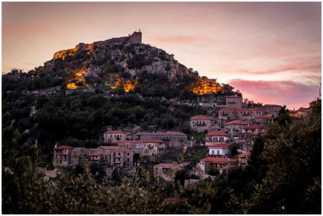 Κάστρο Καρύταινας | Διαγωνισμός για την αποκατάσταση – στερέωση της Πύλης και τμήματος των τειχών