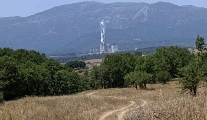 Με εξαιρετικά χαμηλούς μισθούς αμείβονται οι εργολαβικοί εργαζόμενοι της ΔΕΗ Μεγαλόπολης